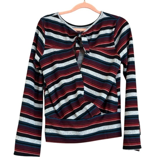 IN San Francisco Bell Sleeve Stripe Sweater Bow Back Women’s M Winter Blouse - Picture 4 of 13